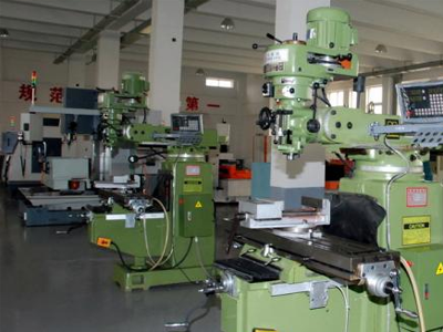 模具設(shè)計與制造