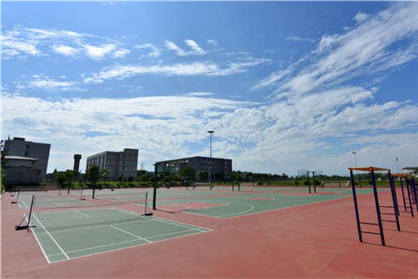 四川礦產(chǎn)機(jī)電技師學(xué)院