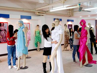 服裝設(shè)計(jì)與生產(chǎn)管理