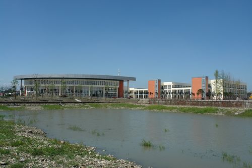 260234926272CABECMCF_720<em></em>x540