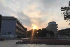 成都市新都區(qū)泰興中學校