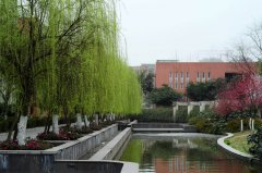 成都市新都香城中學(xué)