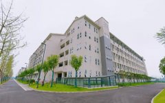 眉山市彭山區(qū)第一中學(xué)