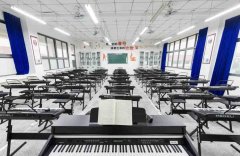 邛崍市第一中學(xué)校