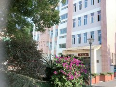 四川省崇州市蜀城中學(xué)