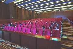 四川省成都市川化中學(xué)