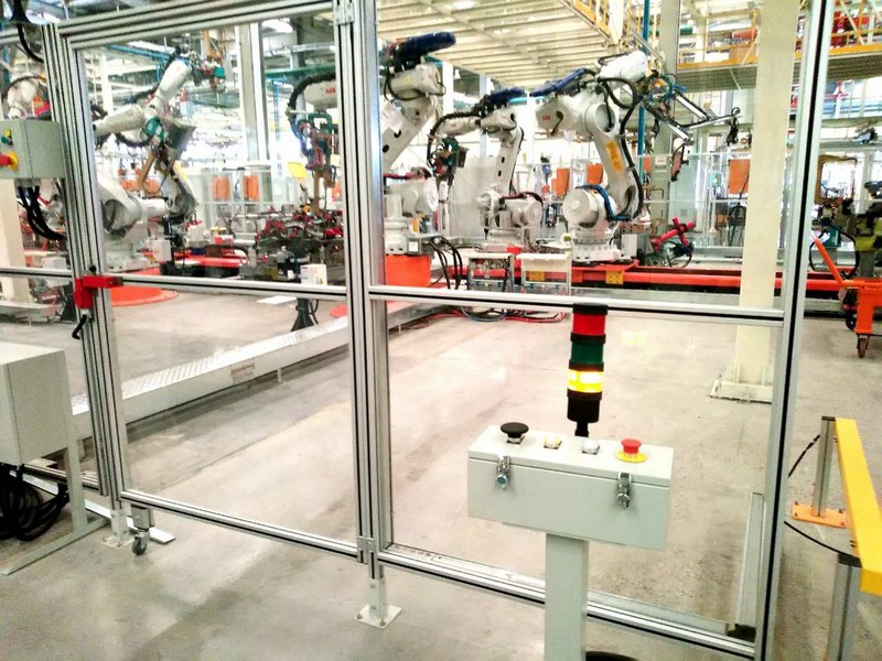 湖南華中工業(yè)技工學(xué)校