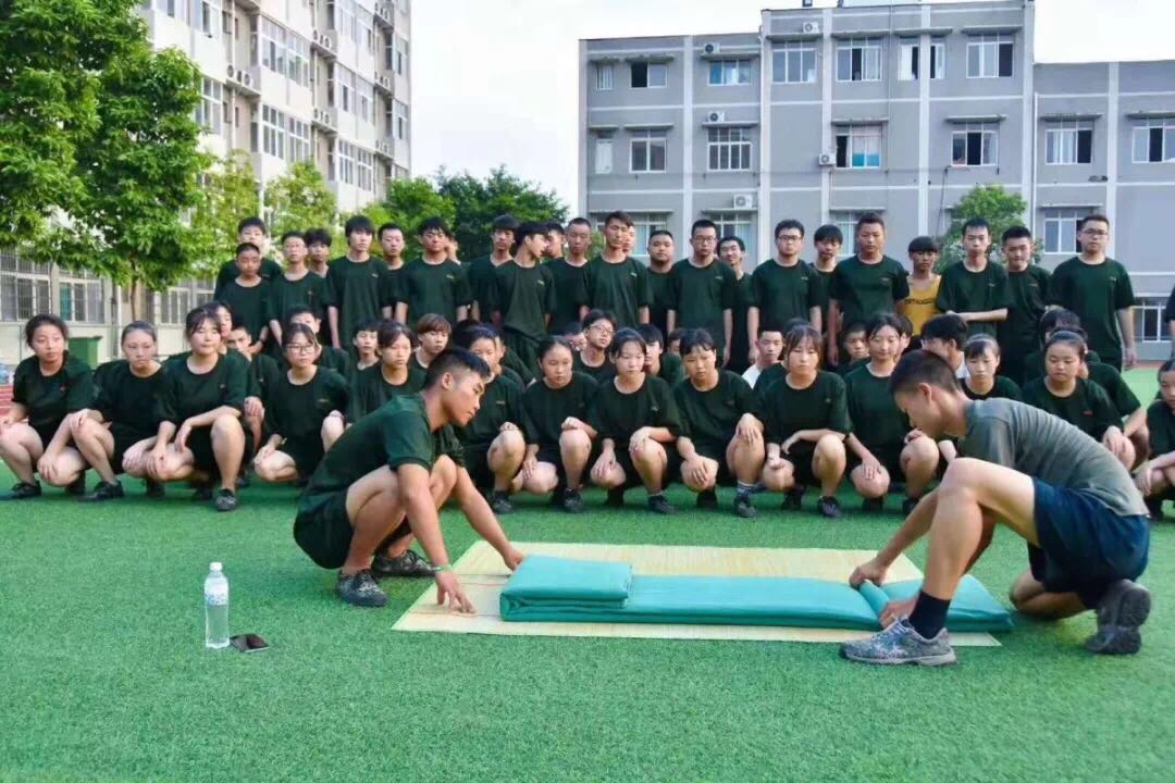 南充電子工業(yè)學(xué)校