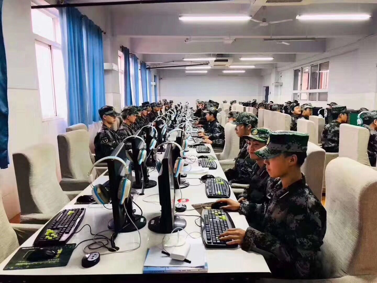 南充電子工業(yè)學(xué)校