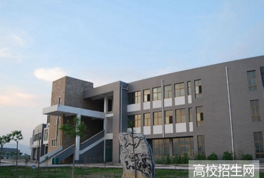 東營(yíng)科技職業(yè)學(xué)院