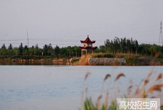 山東圣翰財(cái)貿(mào)職業(yè)學(xué)院