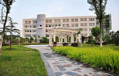 滕州市第一成人中等專業(yè)學(xué)校（滕州市教師進(jìn)修學(xué)校）