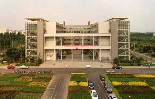 滕州高級職業(yè)學(xué)校