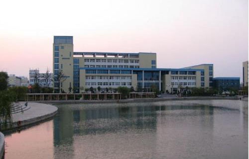 煙臺汽車工業(yè)學校