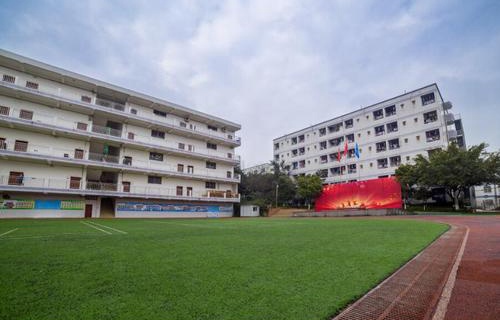 山東龍口市南山職業(yè)中等專業(yè)學(xué)校