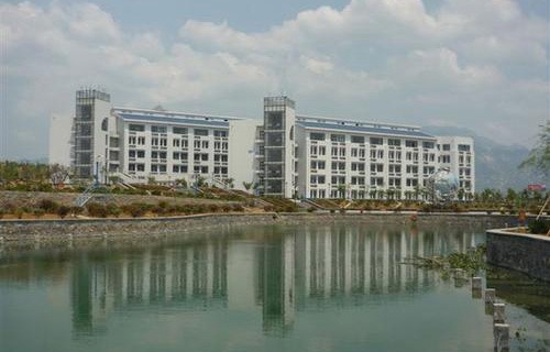 山東泰安衛(wèi)生學(xué)校