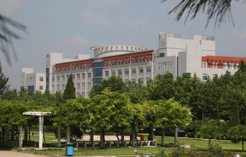 山東經(jīng)貿(mào)職業(yè)學(xué)院