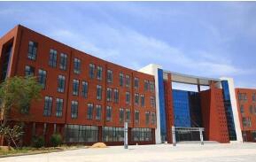 威海交通學(xué)校