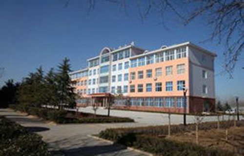 萊西成人中等專業(yè)學(xué)校