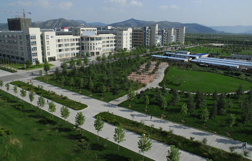 山東輕工美術(shù)學(xué)校