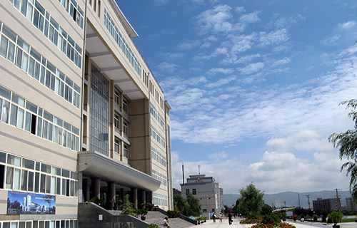 山東衛(wèi)生學(xué)校