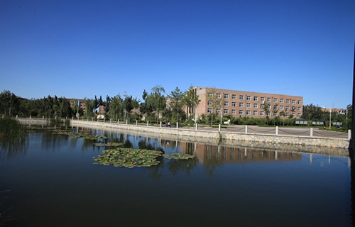 山東物資學(xué)校