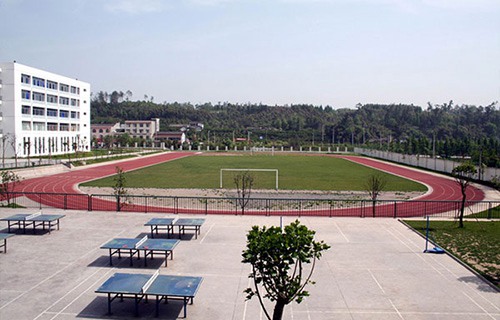 膠南高級職業(yè)技術學校