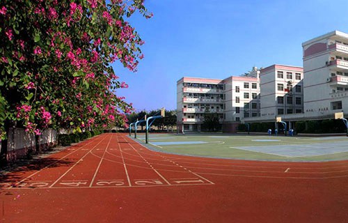 青島女子職業(yè)中等專業(yè)學(xué)校