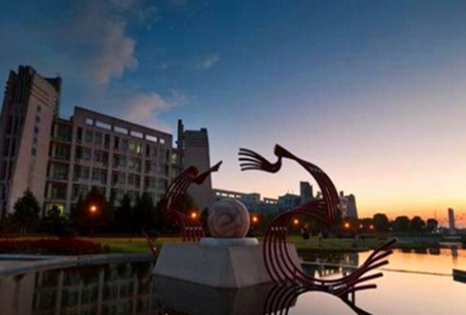 煙臺(tái)汽車工程職業(yè)學(xué)院