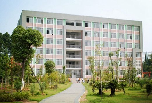 泰山護(hù)理職業(yè)學(xué)院