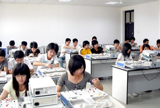 山東煙臺(tái)護(hù)士學(xué)校