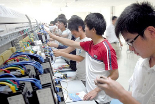 山東省青島第二衛(wèi)生學(xué)校