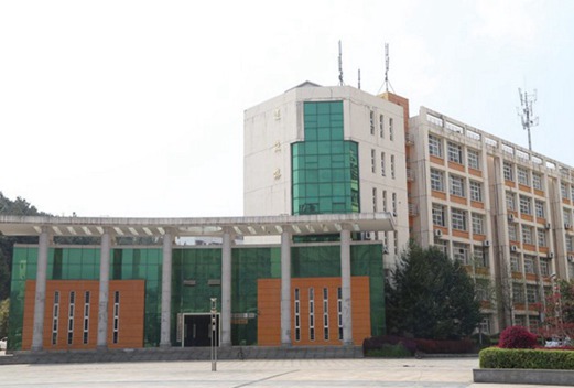 咸寧職業(yè)技術(shù)學(xué)院