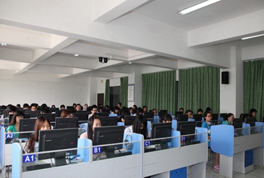 濰坊護理職業(yè)學(xué)院