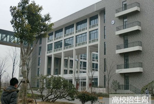 湖南國防工業(yè)職業(yè)技術(shù)學(xué)院