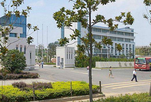 襄陽(yáng)汽車職業(yè)技術(shù)學(xué)院