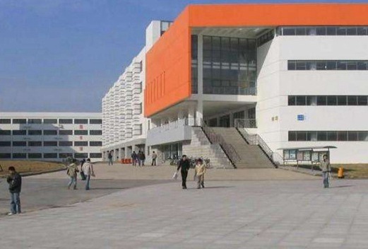 湖南化工職業(yè)技術(shù)學(xué)院