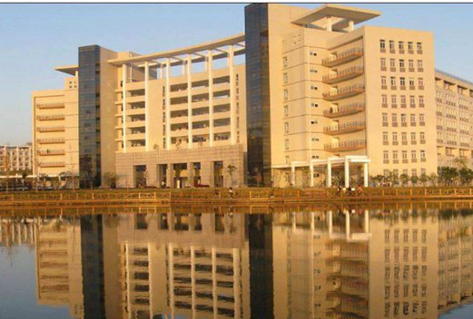 武漢航海職業(yè)技術(shù)學(xué)院