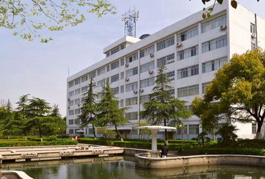 益陽(yáng)職業(yè)技術(shù)學(xué)院