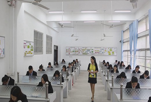 湖北國土資源職業(yè)學院