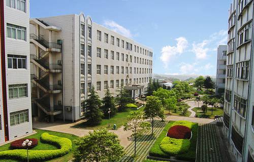 長(zhǎng)沙航空職業(yè)技術(shù)學(xué)院