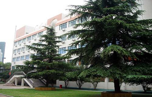 湖北輕工職業(yè)技術(shù)學(xué)院