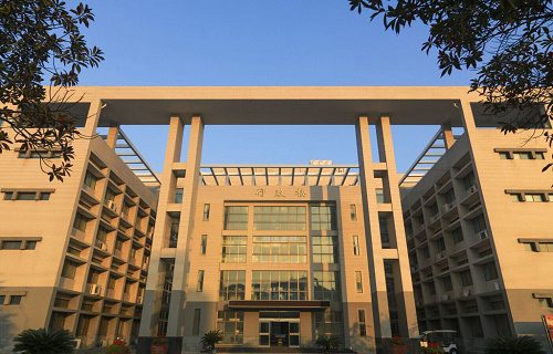 湖北城市建設(shè)職業(yè)技術(shù)學(xué)院