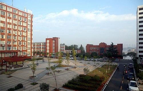 湖北生物科技職業(yè)學院