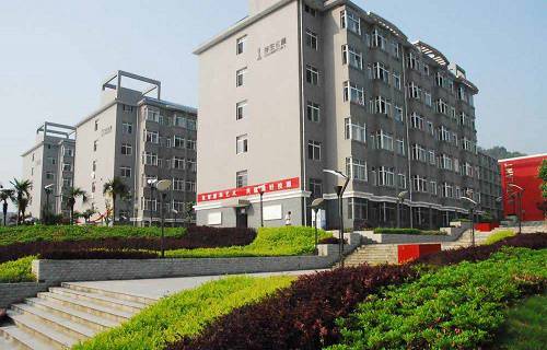 湖南工藝美術(shù)職業(yè)學(xué)院