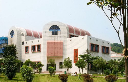 湖南石油化工職業(yè)技術(shù)學(xué)院