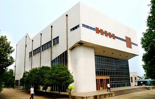 湖南石油化工職業(yè)技術(shù)學(xué)院