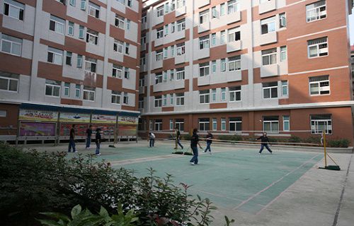 湖北青年職業(yè)學(xué)院