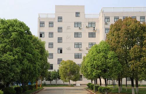 武漢信息傳播職業(yè)技術(shù)學(xué)院