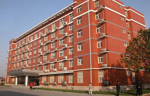 河南省體育運(yùn)動(dòng)學(xué)校